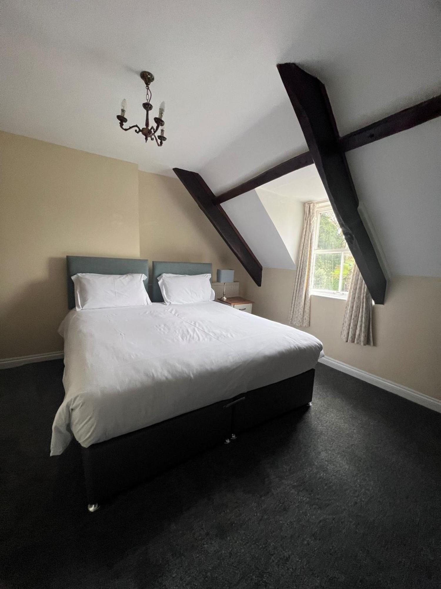 The Eagle House Hotel Launceston Exteriér fotografie